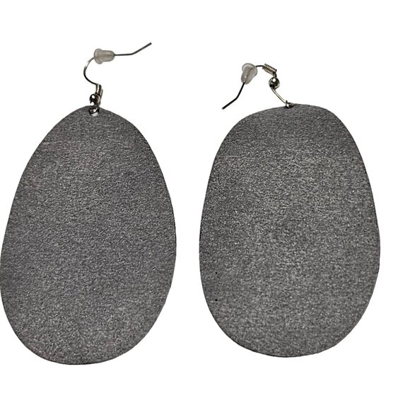 Handmade Metallic Blue Teardrop Earrings Faux Leather Felt Silver Hooks Fashion - Picture 3 of 4